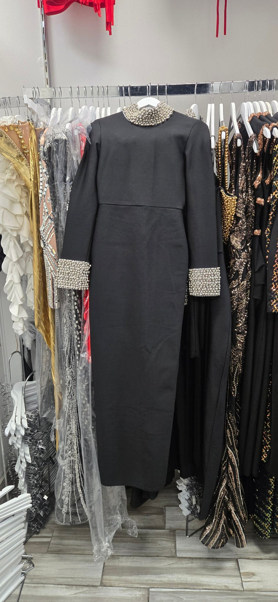 Silver Pearl Maxi Bandage in Black